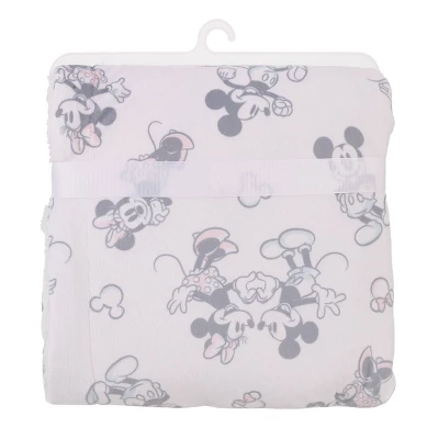 Disney Mickey & Minnie Plush Baby Blanket 5 Disney Mickey & Minnie Plush Baby Blanket - Image 5