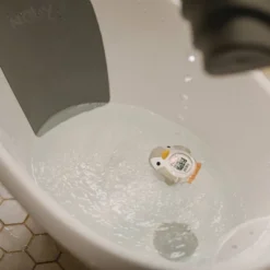 Nuby Penguin Bath Thermometer -Baby Trend Sales Store GUEST dc905d27 b131 4a2b b6bb fd8aa26384f6