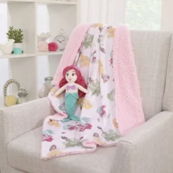 Disney Princess Plush Baby Blanket -Baby Trend Sales Store GUEST ec08e652 d71c 41f5 8fa2 c7c3eb5890fe